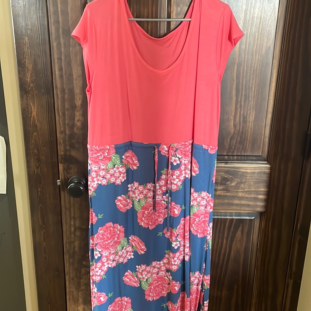 Women’s maxi dress